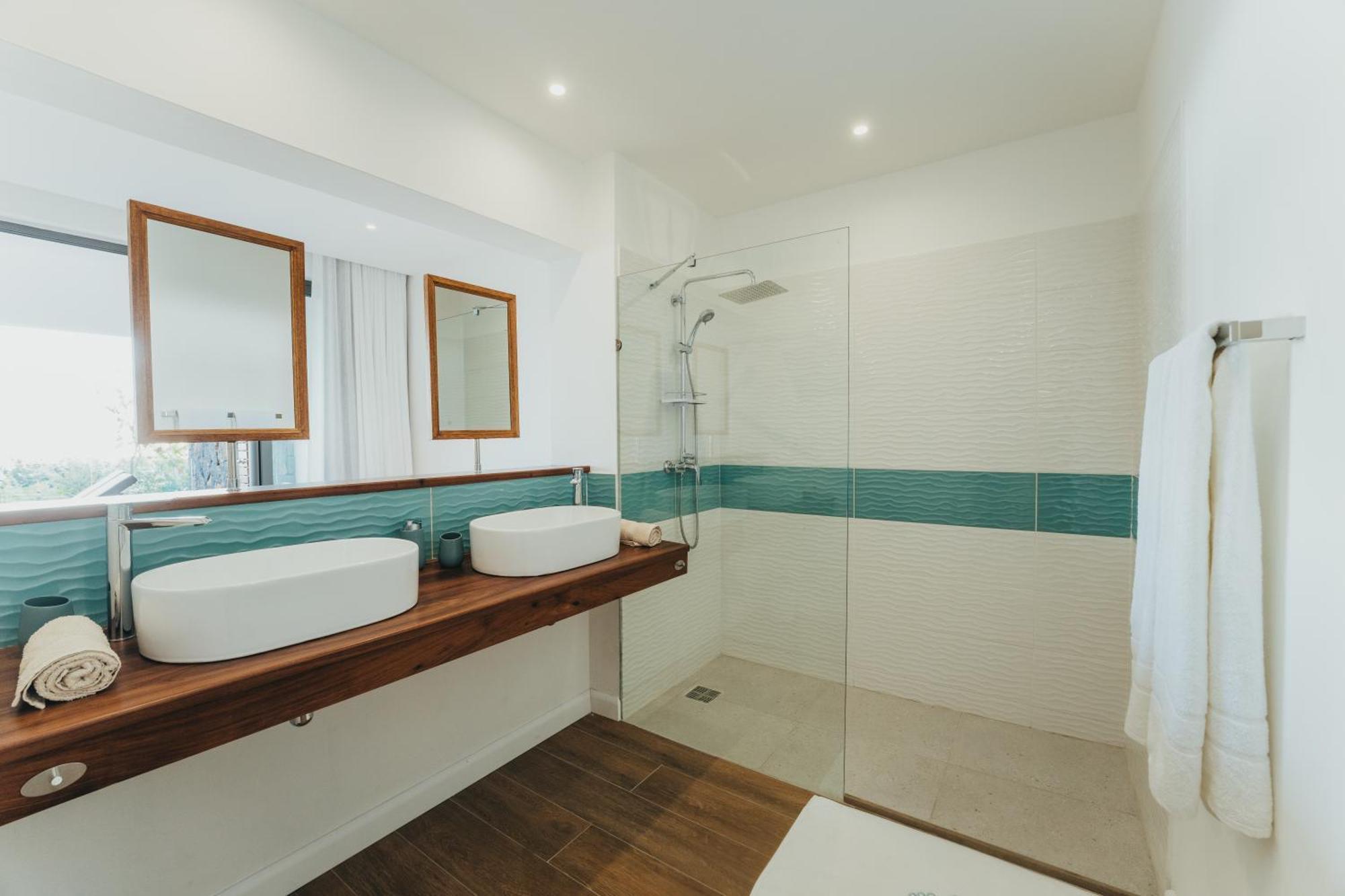 Appartement De Luxe Piscine Et Vue Mer Riviere Noire Luaran gambar