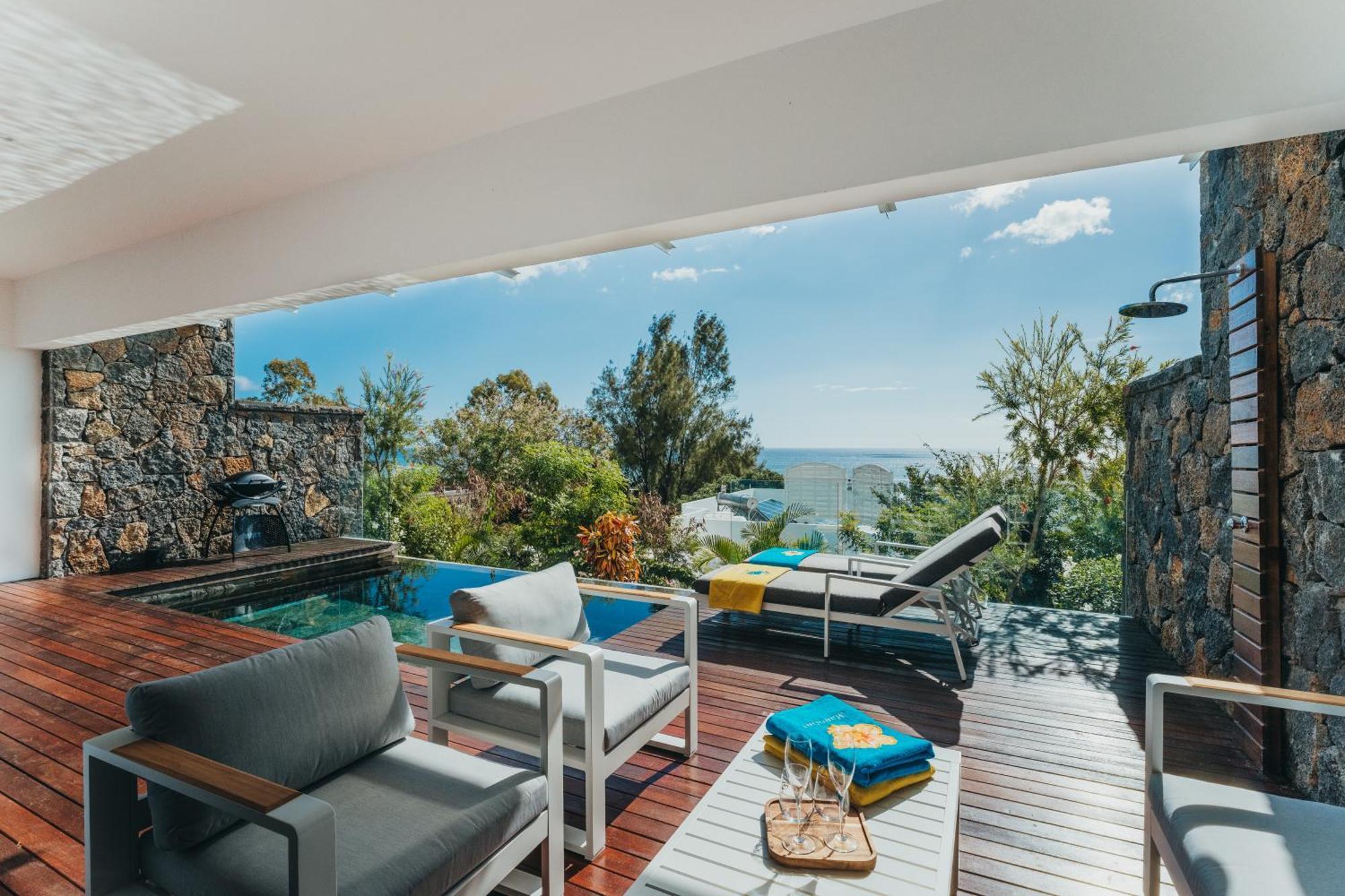 Appartement De Luxe Piscine Et Vue Mer Riviere Noire Luaran gambar